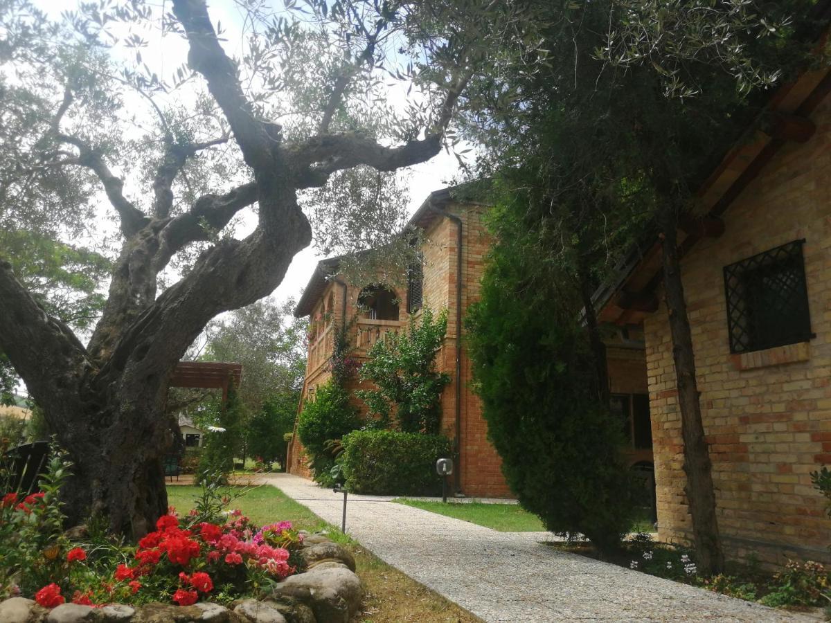 Agriturismo Terralieta Roseto Degli Abruzzi Exteriör bild